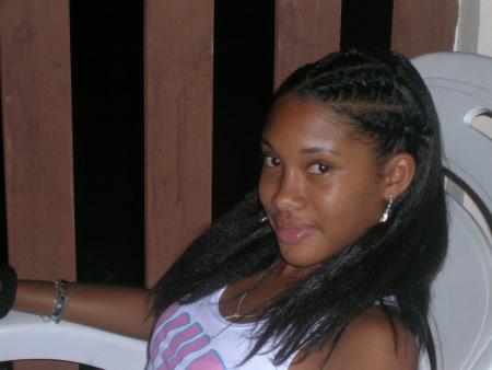*Miss AxOu*